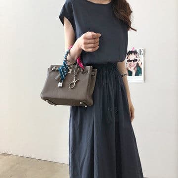女装 ゆったりブラウス風トップスとフレアスカートのセットワンピース