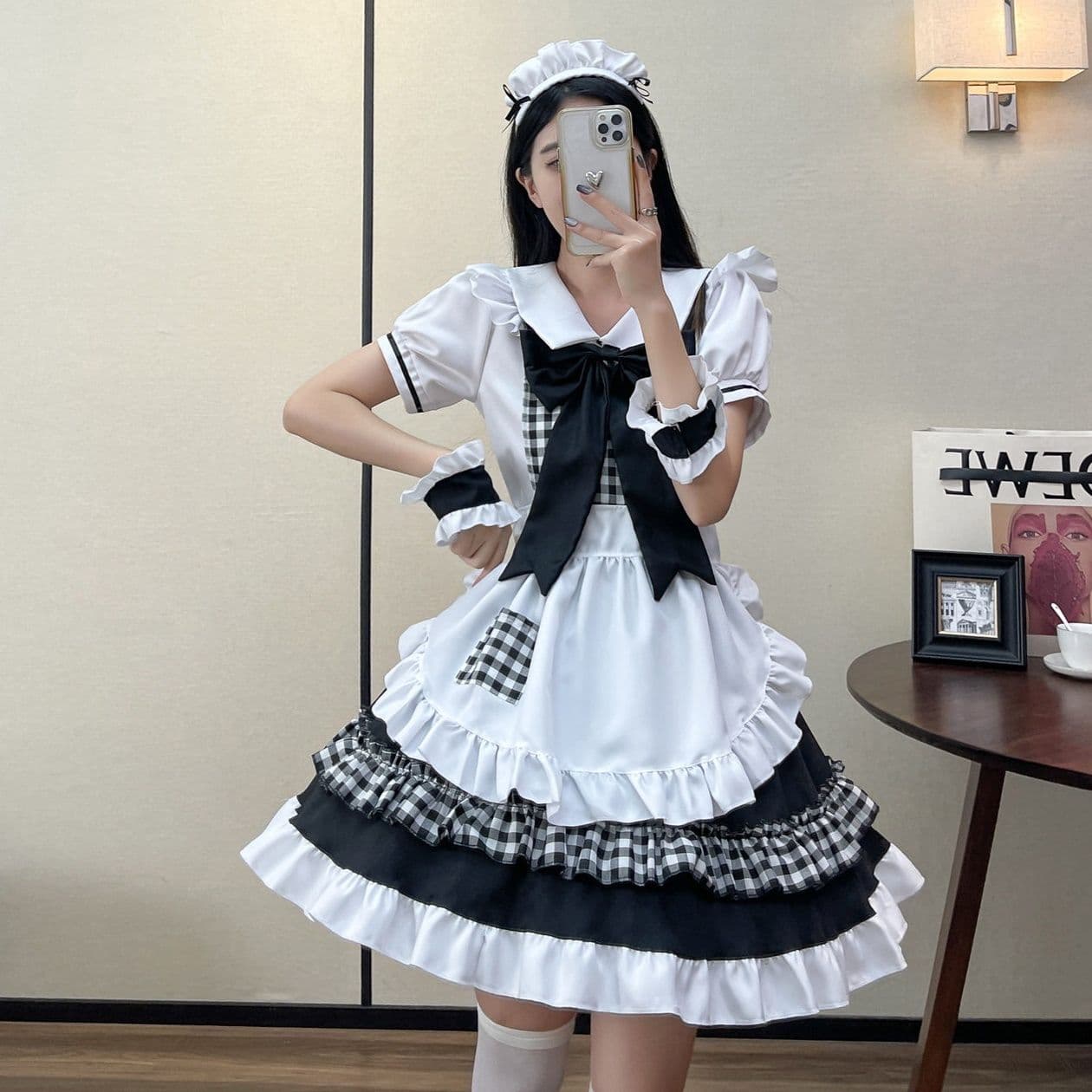 女装 ギンガムチェック柄フリル付き襟元リボンメイド服セット