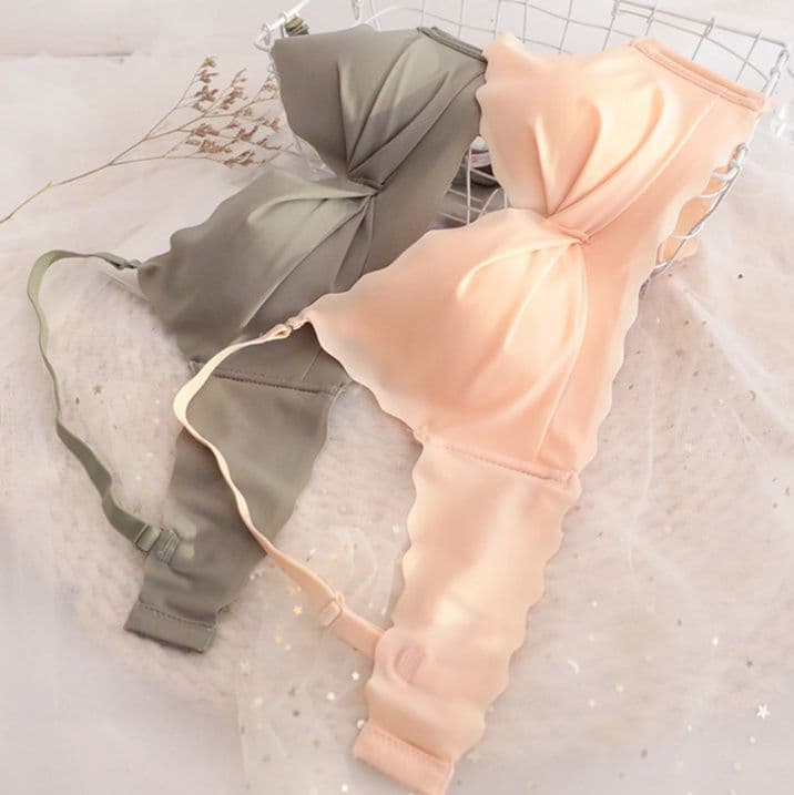 女装 スカラップ縁取りツイストデザインノンワイヤーブラジャー