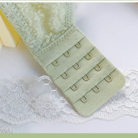 女装 厚手パッド付きレース刺繍ノンワイヤ―ブラジャーセット