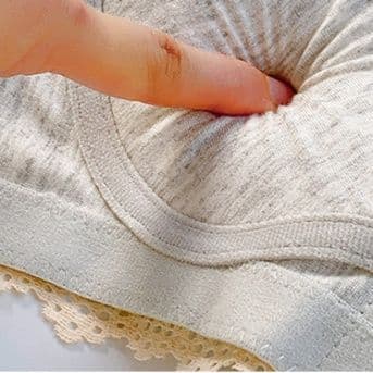 女装 厚手パッド付きレース刺繍ノンワイヤ―ブラジャーセット