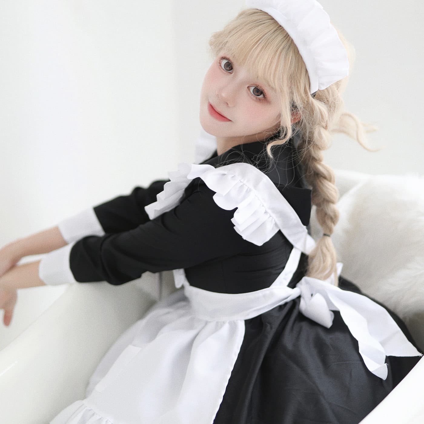 女装 セーラー襟付きフリル可愛いメイド服セット