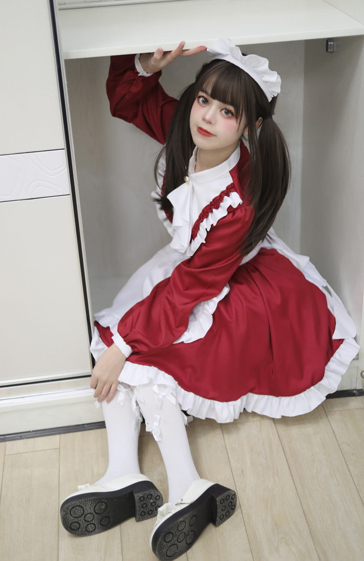 女装 クラシック長袖フリルメイド服セット