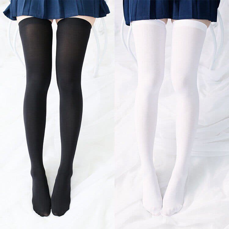 女装 絶対領域ニーハイ