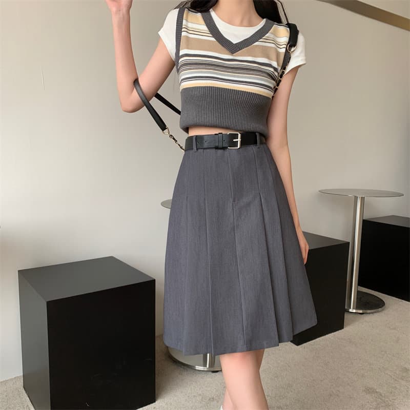 女装 ベルト付きハイウエストプリーツ膝丈スカート