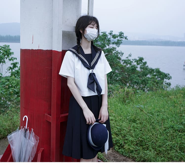 女装 清楚系半袖セーラー服上下セット