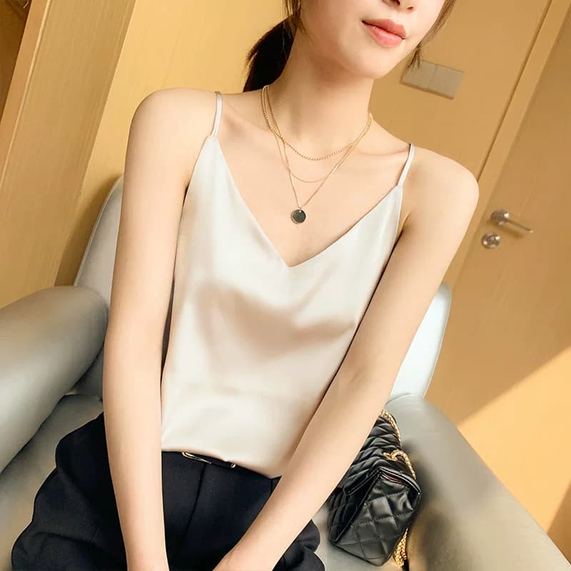 女装 サテン調なめらかキャミソール型インナー