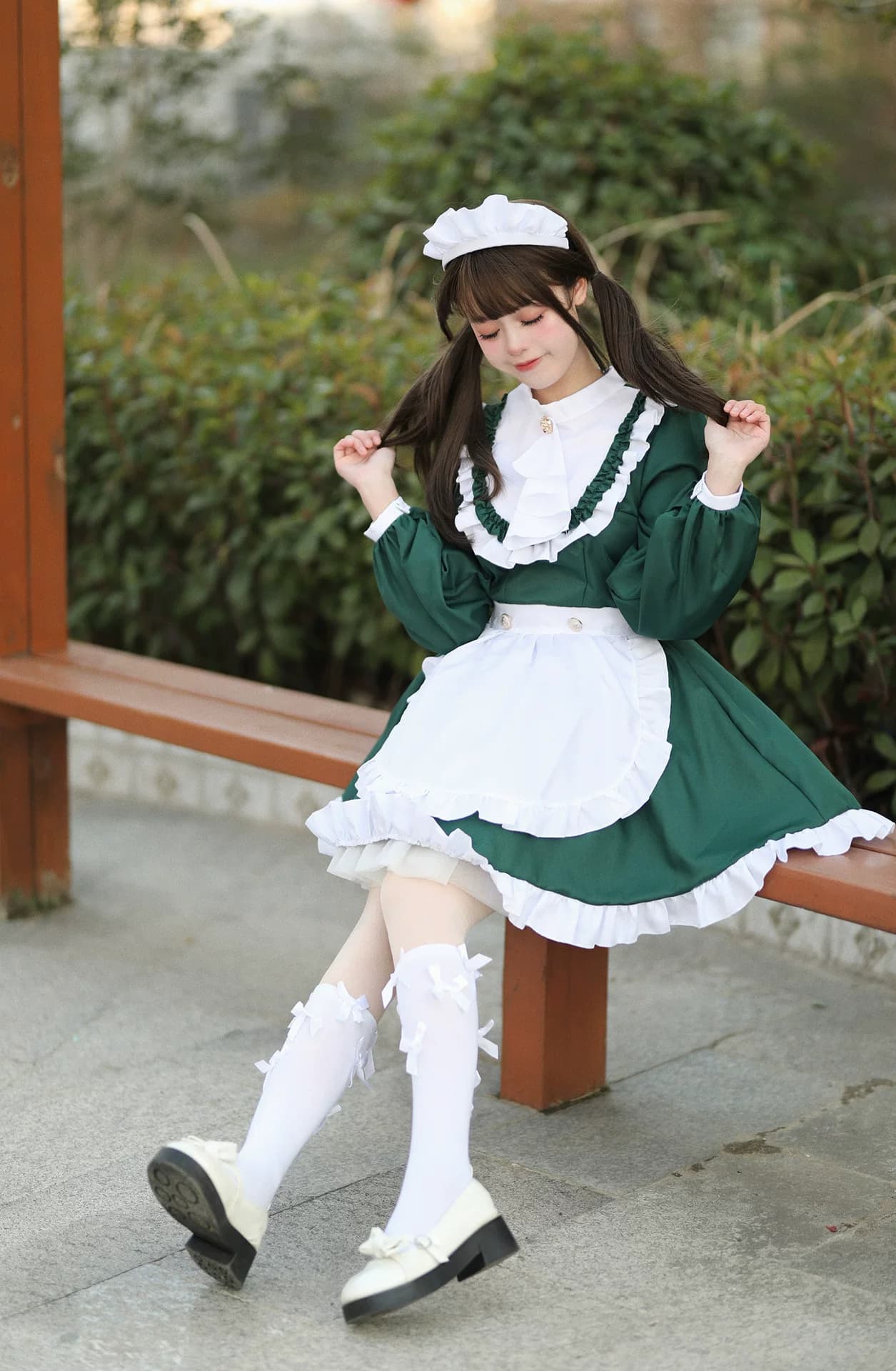 女装 クラシック長袖フリルメイド服セット