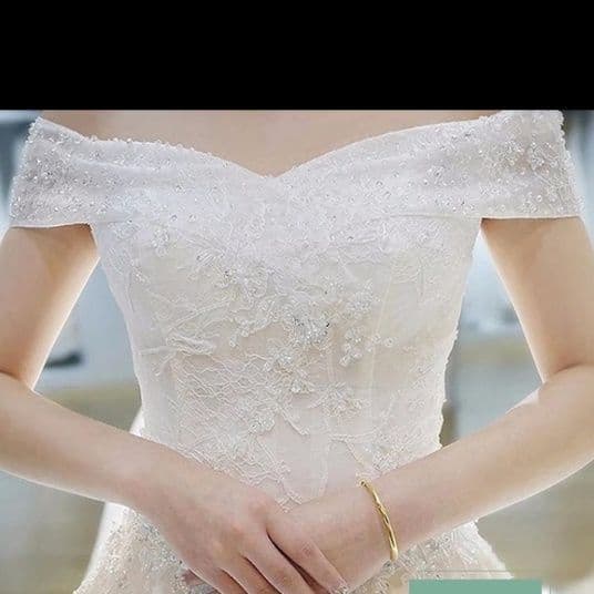 女装 オフショルダー刺繍レースプリンセスロングドレス