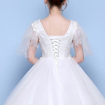 女装 花飾り付きチュール袖Vネックプリンセスドレス
