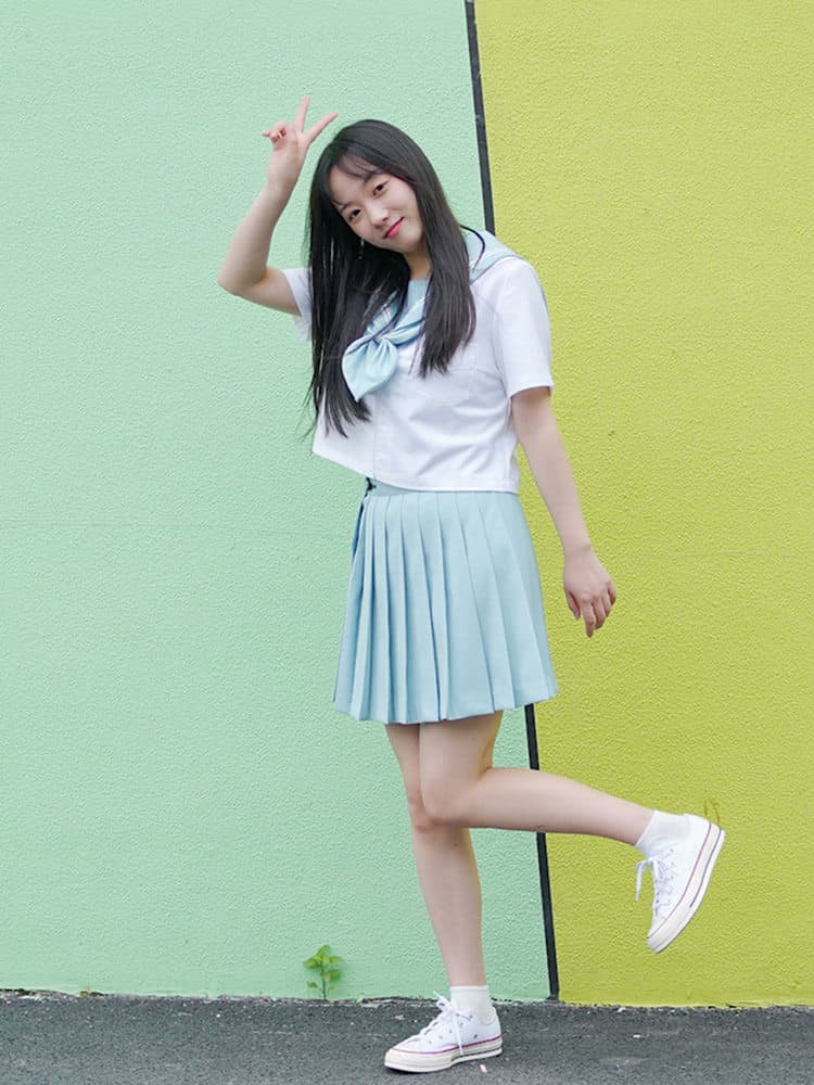 女装 爽やか配色半袖セーラー服上下セット