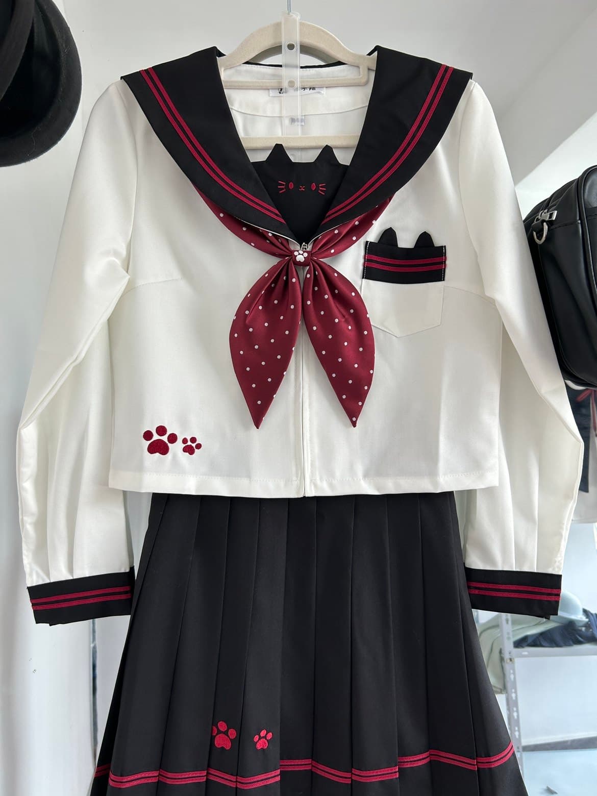 女装 猫耳刺繍入り本格派女装セーラー服上下セット